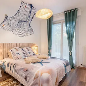 resort-beach-casa-vostra-saint-julien-centre-gare.hotels-rhonealpes.com/